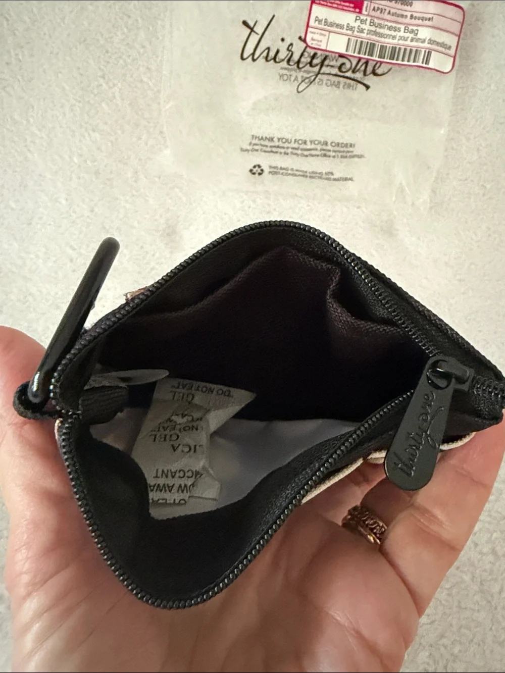 NWT thirty-one Black Autumn Bouquet Pet Business Bag